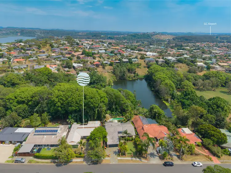 42 Amaroo Drive, Banora Point NSW 2486
