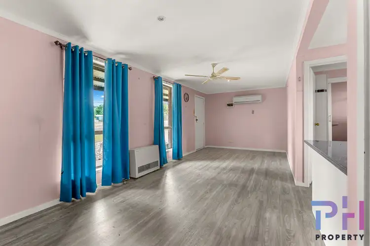 Third view of Homely apartment listing, 3/3 Short Street, Eaglehawk VIC 3556