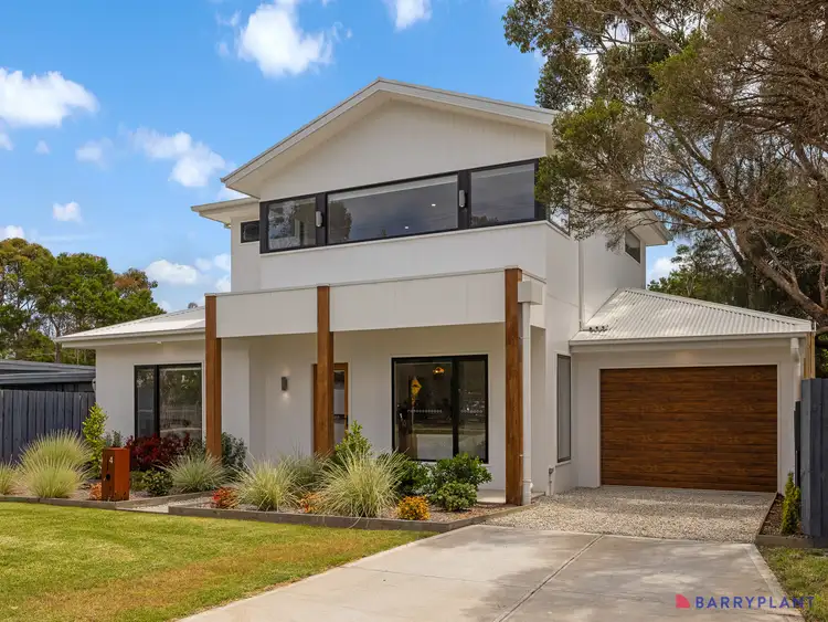 4 Churchill Drive