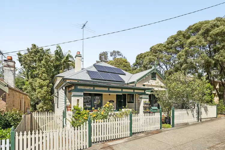 70 Floss Street, Hurlstone Park NSW 2193