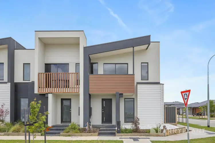 28 Verbena Boulevard, Clyde VIC 3978