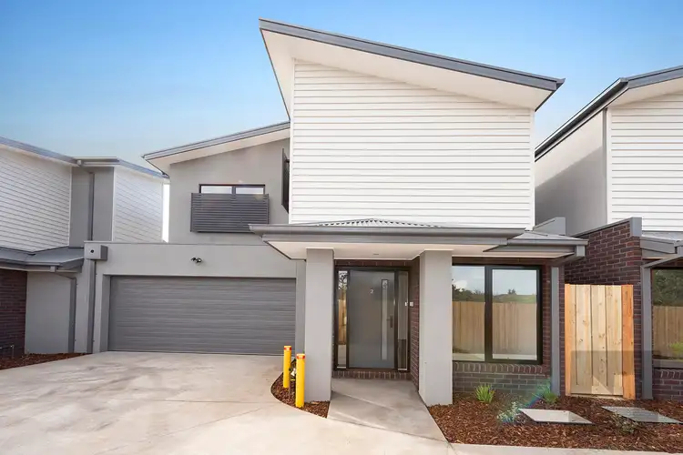 2/20 Clyde Street, Newport VIC 3015