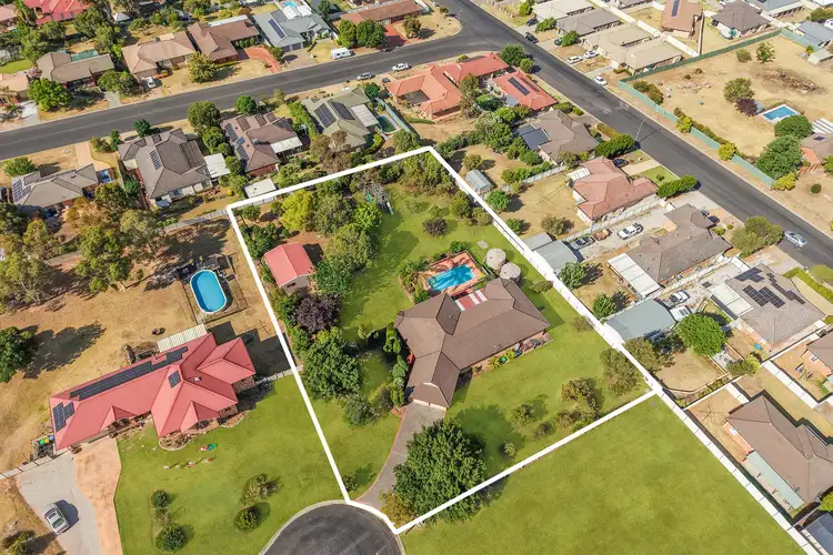 Second view of Homely house listing, 5 Avisford Court, Mudgee NSW 2850