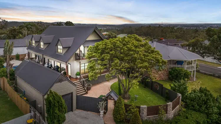 3 Emerson Way, Oxenford QLD 4210