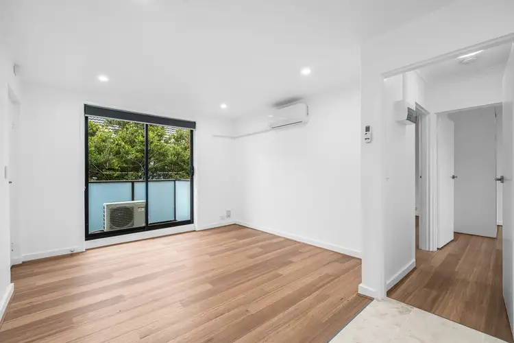 Fifth view of Homely apartment listing, 6/68 Decarle Street, Brunswick VIC 3056
