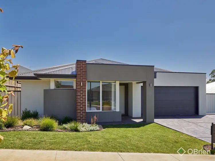 23 Newton Avenue, Warragul VIC 3820