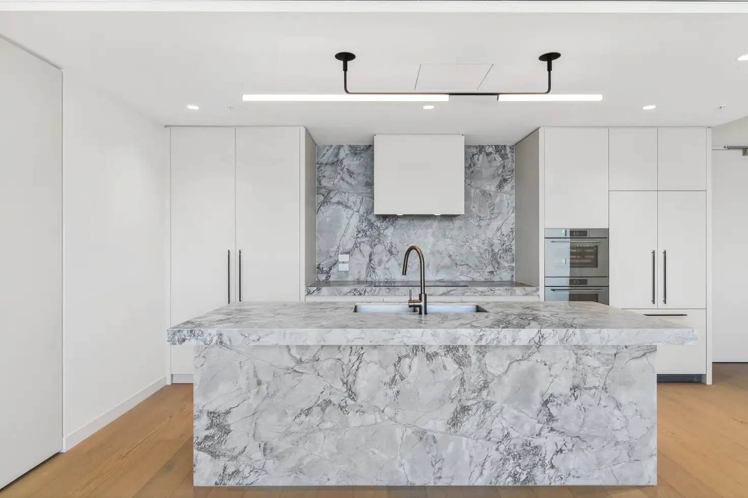 Main view of Homely townhouse listing, 204/39 Bay Street, Rippleside VIC 3215