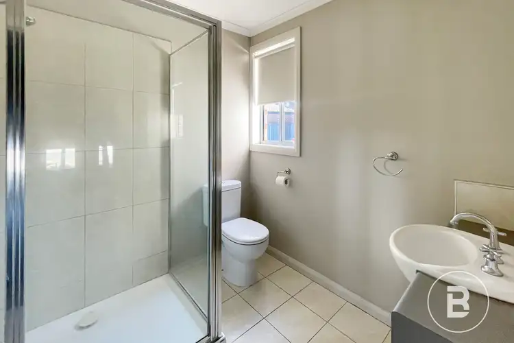 Fifth view of Homely house listing, 2 Perendale Street, Alfredton VIC 3350