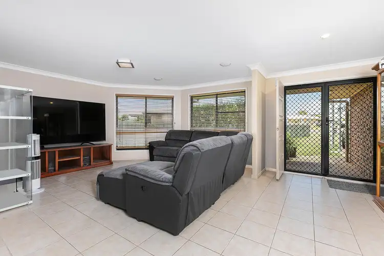 Second view of Homely house listing, 10 Isabel Court, Gracemere QLD 4702