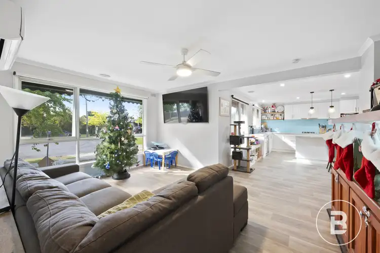 Fourth view of Homely house listing, 5 Rolf Court, Wendouree VIC 3355