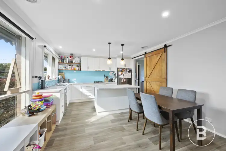 Sixth view of Homely house listing, 5 Rolf Court, Wendouree VIC 3355