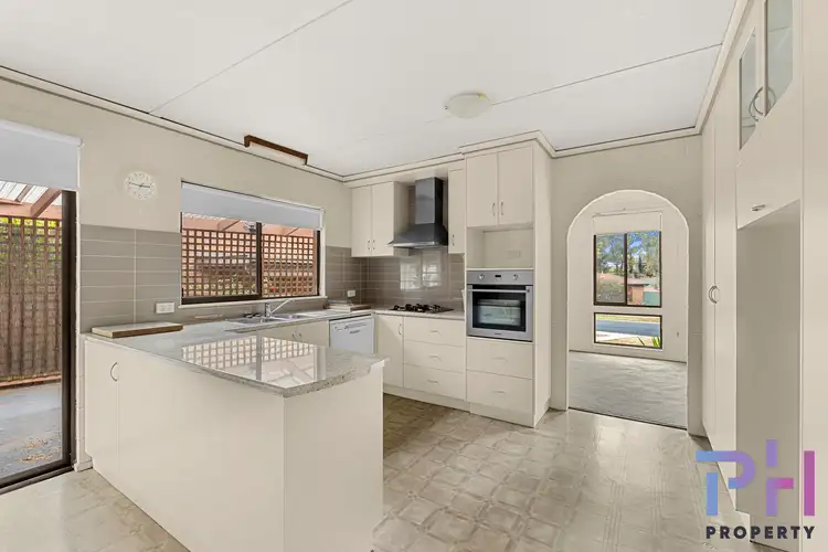 Second view of Homely house listing, 2 Molesworth Road, Kangaroo Flat VIC 3555