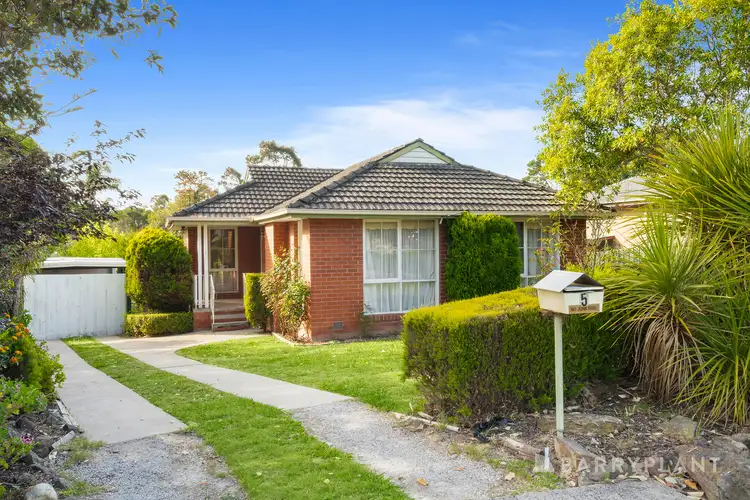 5 Monomeith Street, Mooroolbark VIC 3138