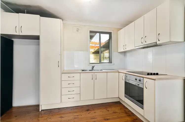 Fourth view of Homely house listing, 8 Devon Street, Berkeley NSW 2506