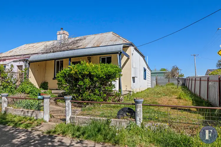 17 East Street, Harden NSW 2587