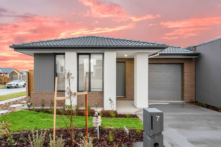 7 Marchador Street, Bonnie Brook VIC 3335