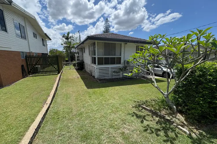 37 Milanion Crescent, Carindale QLD 4152