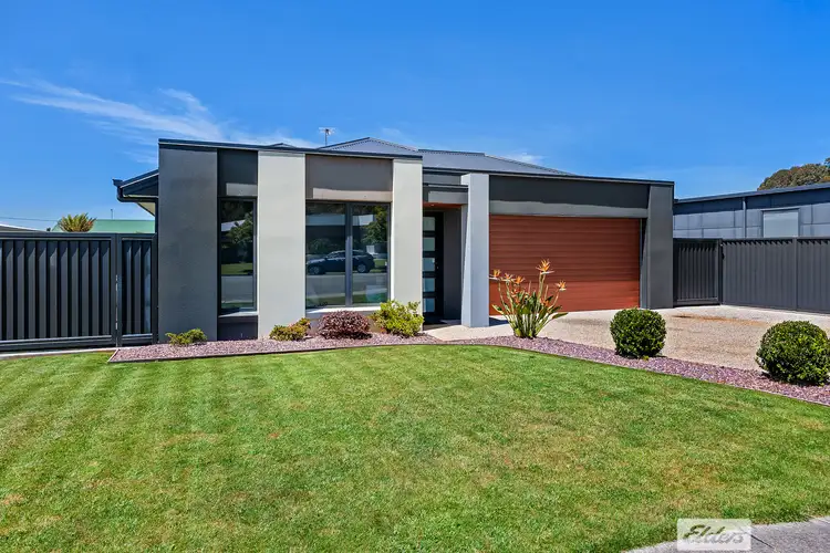 32 Overall Street, Sulphur Creek TAS 7316