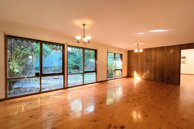 2 Braeside Drive, Doncaster VIC 3108