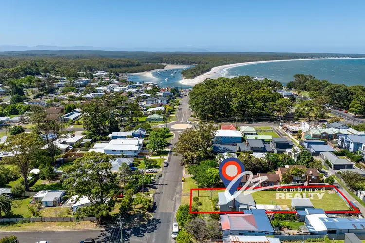 42 Currambene Street, Huskisson NSW 2540