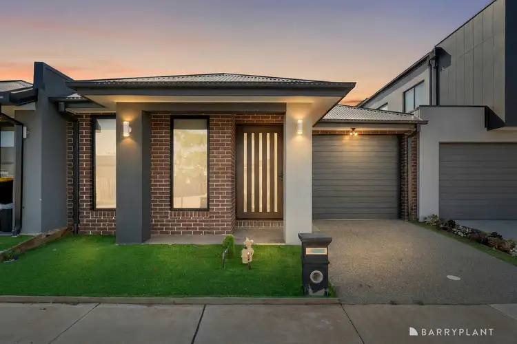 34 Huntingfield Street, Thornhill Park VIC 3335