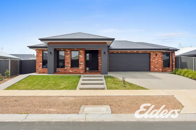4 Oasis Crescent, Yarrawonga VIC 3730