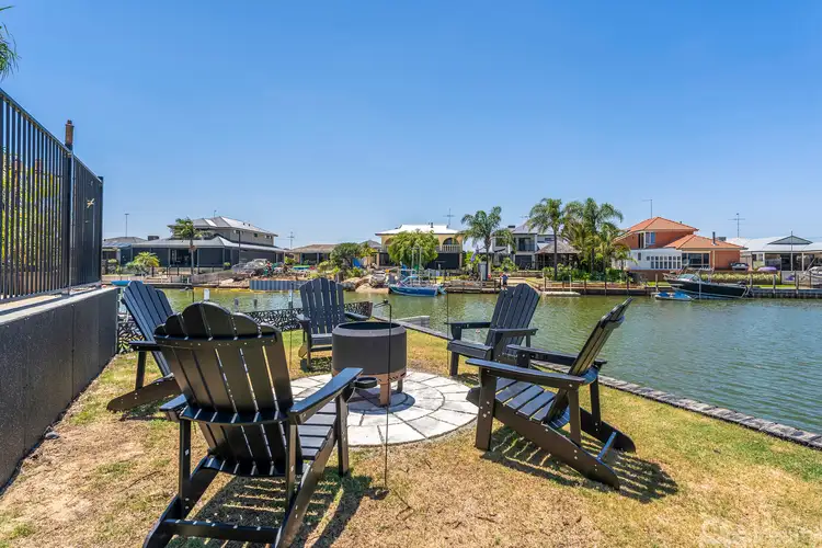 28 Woolah Place, South Yunderup WA 6208