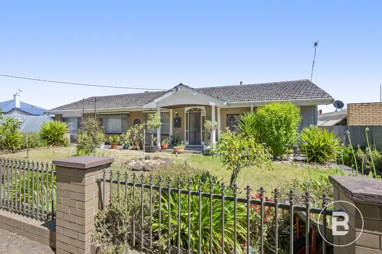 15 Simson Street