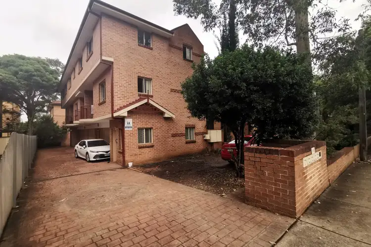 2/47 Station Road, Auburn NSW 2144