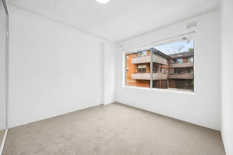 Second view of Homely unit listing, 23/4 Lismore Avenue, Dee Why NSW 2099