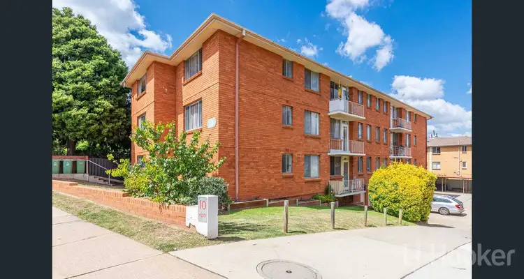 2/34 Uriarra Road, Queanbeyan NSW 2620