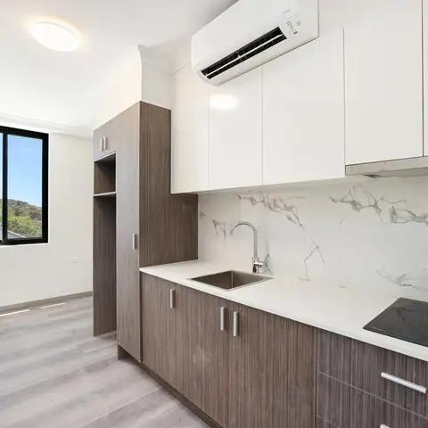 Third view of Homely studio listing, 14/242 Warringah Road, Beacon Hill NSW 2100