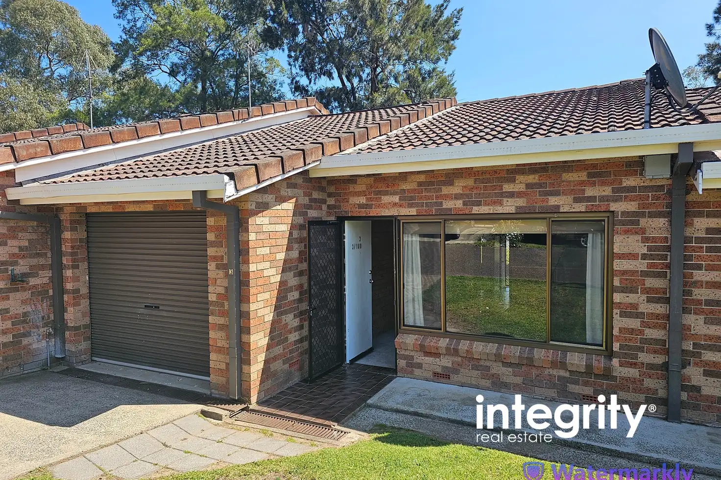 Main view of Homely unit listing, 2/100 Kalandar Street, Nowra NSW 2541