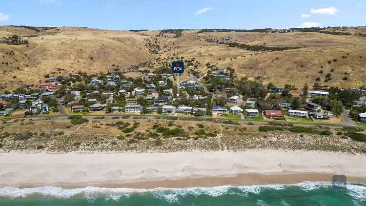 18 Elizabeth Crescent