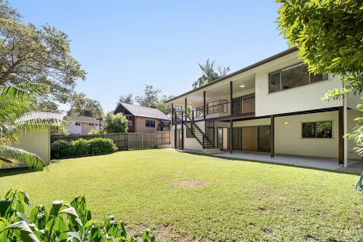 12 Bottlebrush Crescent, Suffolk Park NSW 2481