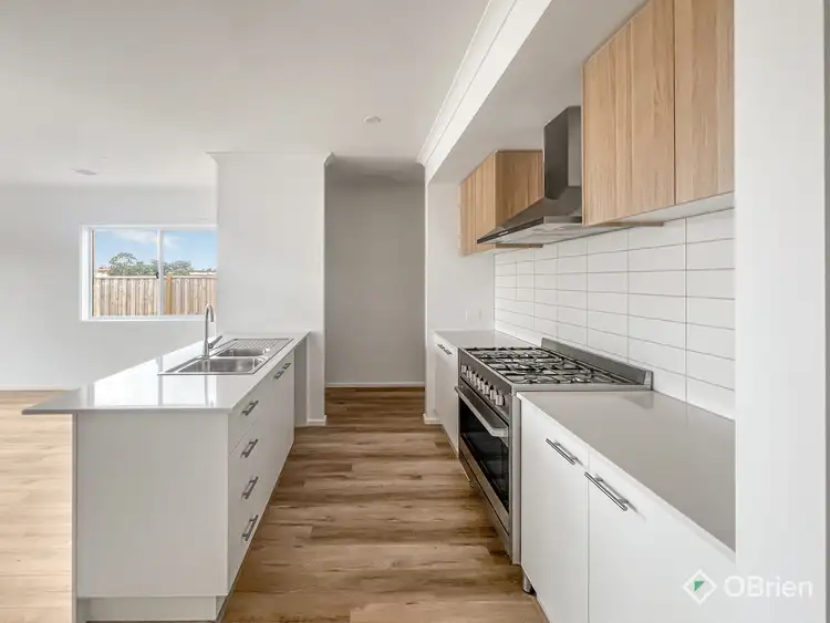 Fifth view of Homely house listing, 7 Snows Hill Avenue, Warragul VIC 3820