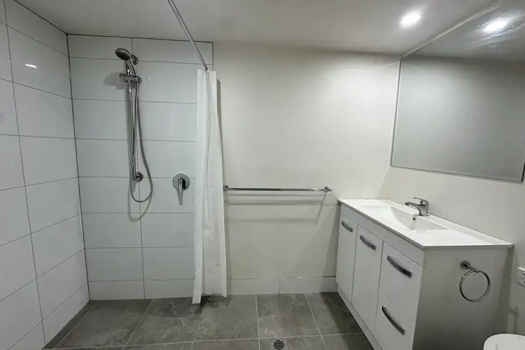 21/215 Prince Street