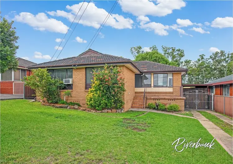 7 Grevillea Crescent
