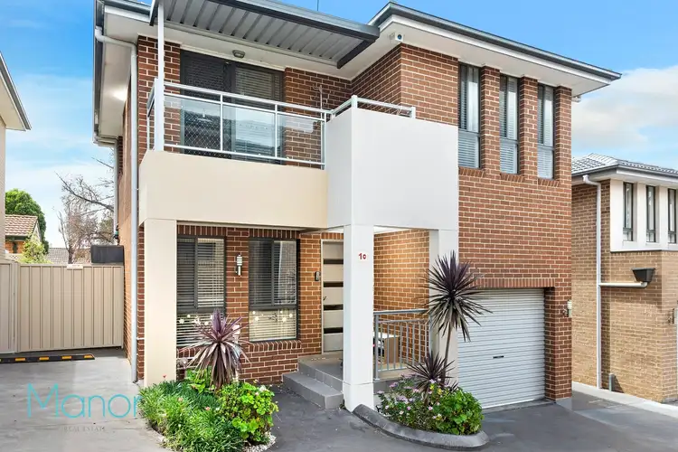 10/81 Metella Road