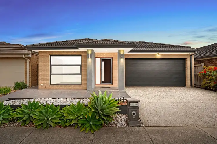 11 Anfield Road, Clyde North VIC 3978