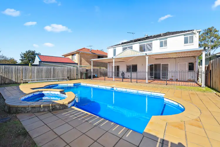 26 Gungarlin Drive, Horningsea Park NSW 2171