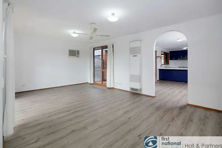 Fifth view of Homely house listing, 8 Angus Court, Pakenham VIC 3810