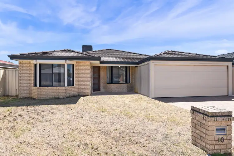 10 Quondong Close