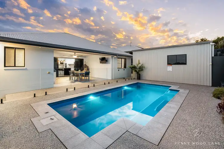 18 Oakview Street