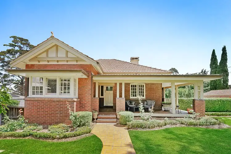 8 Albion Street, Pennant Hills NSW 2120