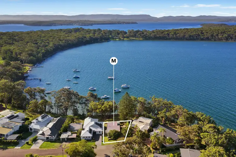 5 Winbin Crescent, Gwandalan NSW 2259