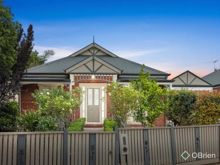 64 Grampians Way, Caroline Springs VIC 3023