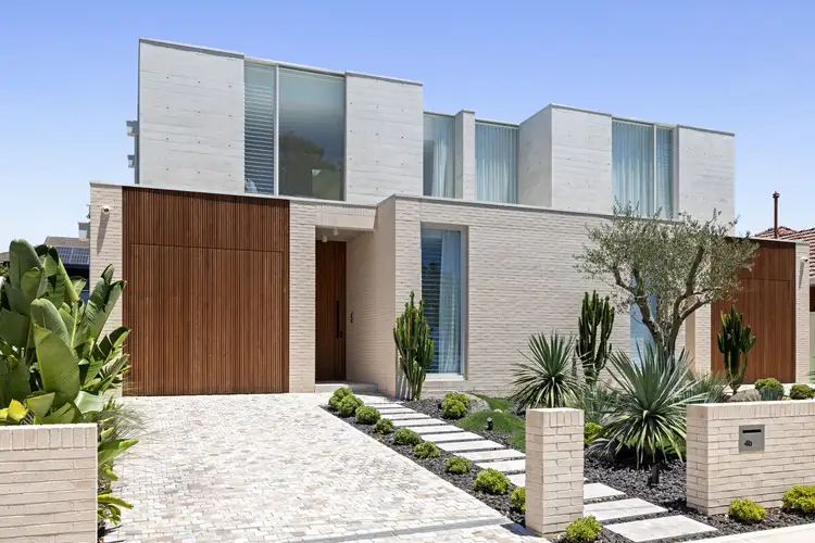 4B Varidel Avenue