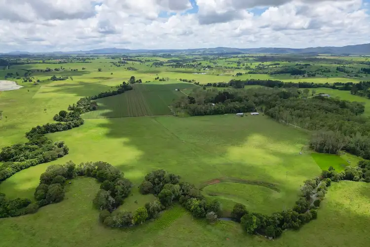 57 Lawrence Road, East Barron QLD 4883