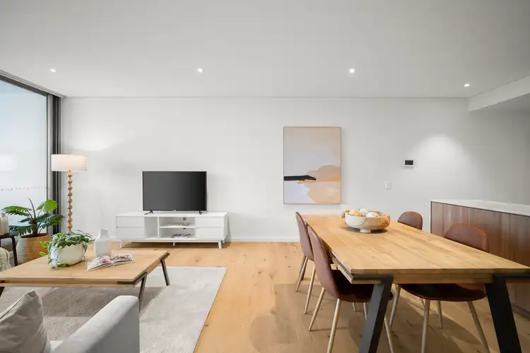 BBG03/18 University Road